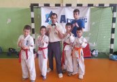 Златен медал за карате клуб Академик (Свищов) ОТ Национална купа Ояма