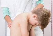 Годината стартира с прегледи на костно-мускулната система за деца в столичните училища