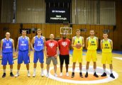 Професионални баскетболисти в помощ на Holiday Heroes