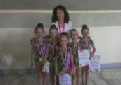 Казанлъшката художествена гимнастика със златни медали от Купа Елит