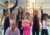 Две двойки от Роксмайл представиха България на турнира за Световната купа по акробатичен рокендрол в Италия