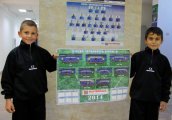 Черноморец зарадва школата с календари