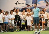 Гришо учи деца на сервис Целете се като Робин Худ