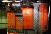Във Варна демонстрират как се катери 7-метрова стена за 5 секунди