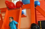 Деца от ЕСФА и техните родители направиха дарение - снимка 11