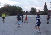 Турнир по баскетбол 3х3 стягат трима приятели в Ново село