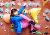 Дъщерята на Мария Шпицер покори световния връх с катерене