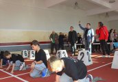 Деца и младежи се радват на нова покрита лекоатлетическа писта в Търново